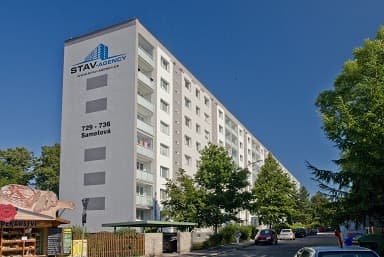 Při zateplování domu nezapomínejte na střechu