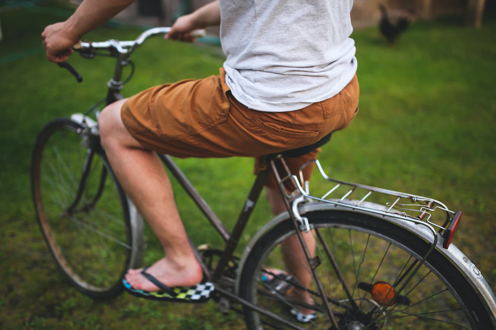 man-on-a-bike-5994.jpg